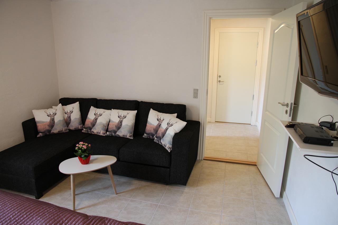 Hukaergaard Bed & Breakfast Ostbirk Dış mekan fotoğraf